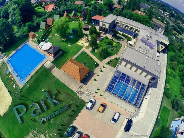 Курортные отели Centrum Szkoleniowo-Rekreacyjne Park Poniwiec Устронь-9